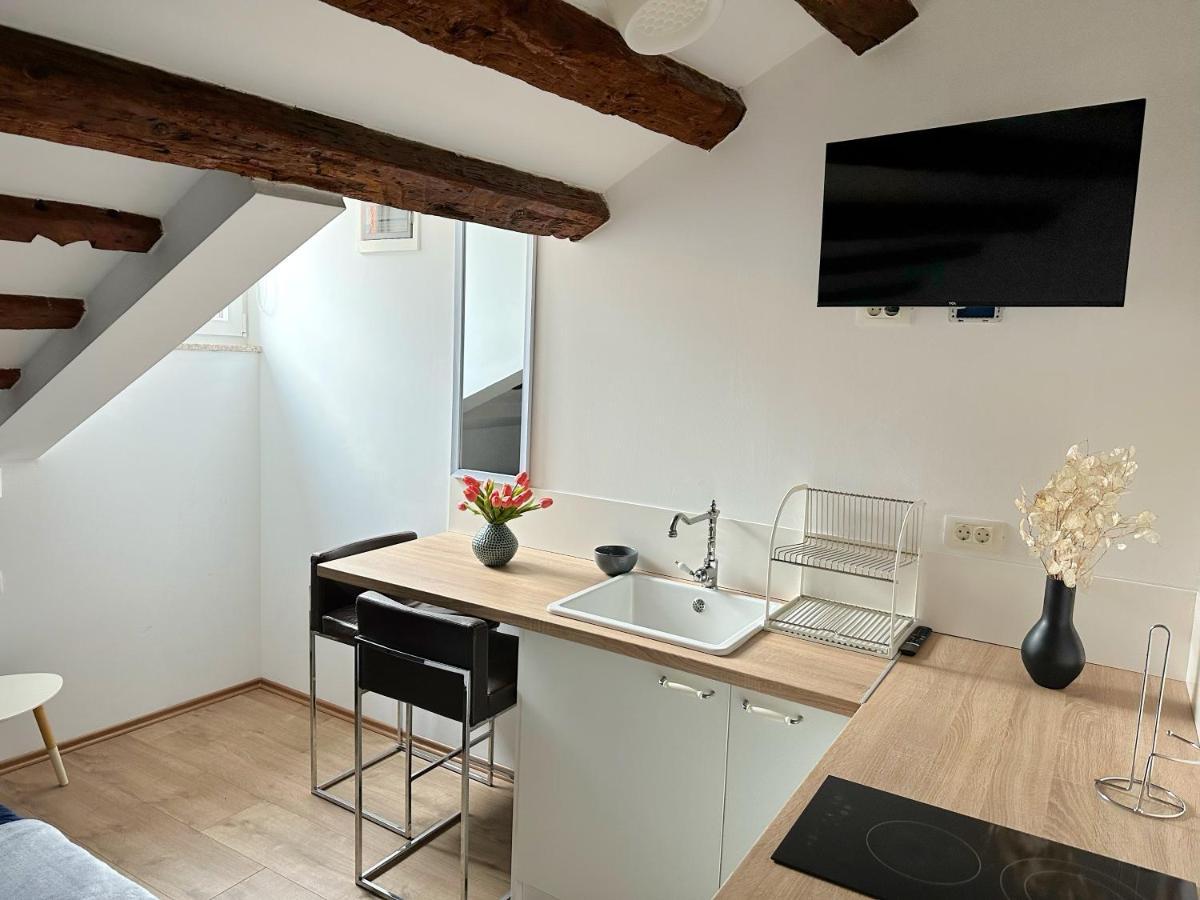 Romeo Apartments Rovigno Extérieur photo