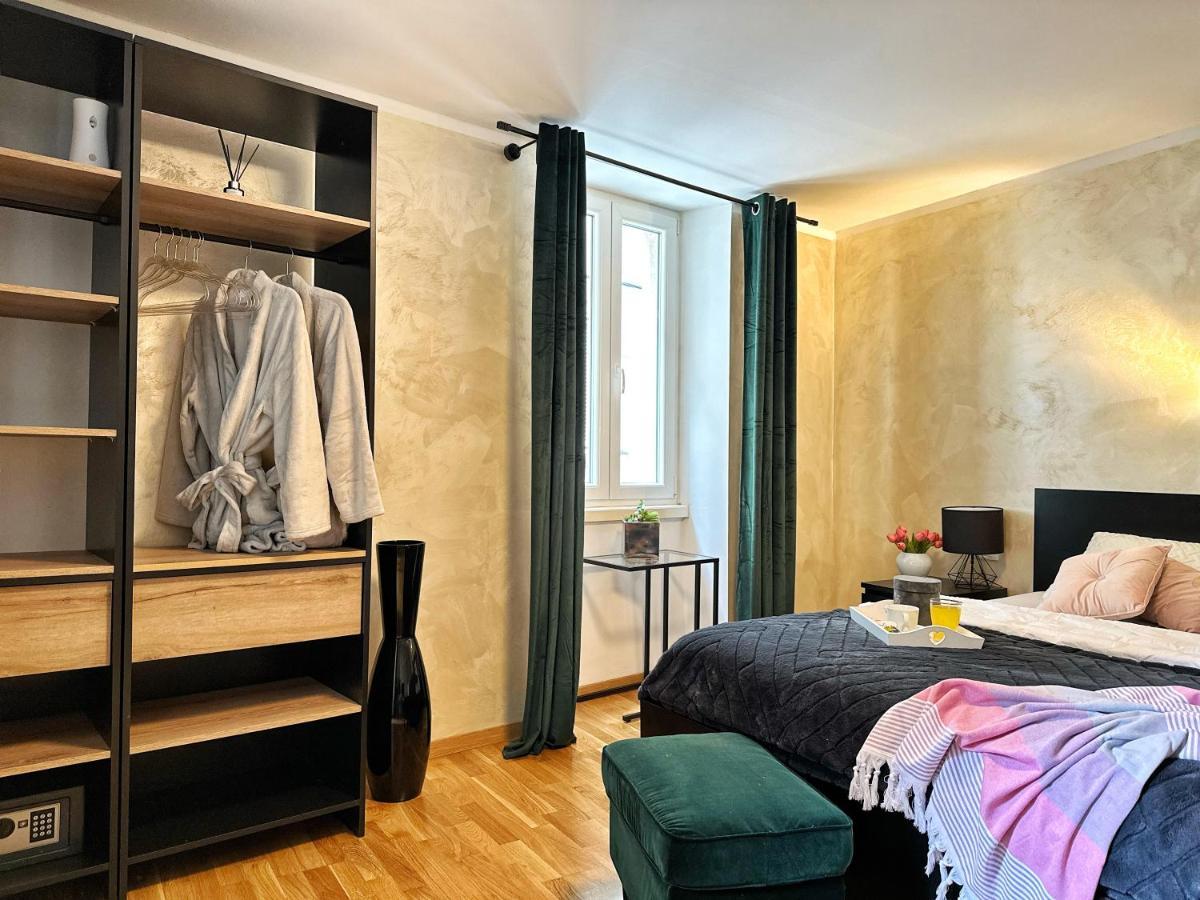 Romeo Apartments Rovigno Extérieur photo
